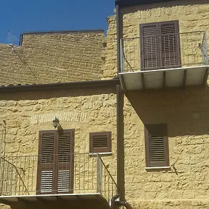 Bed and breakfast A Due Passi Dal Centro